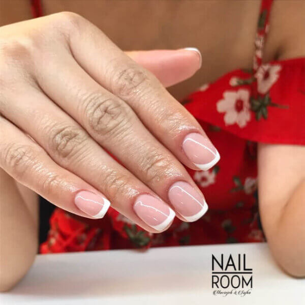 Manicure hybrydowy Katowice Nail Room - french nails